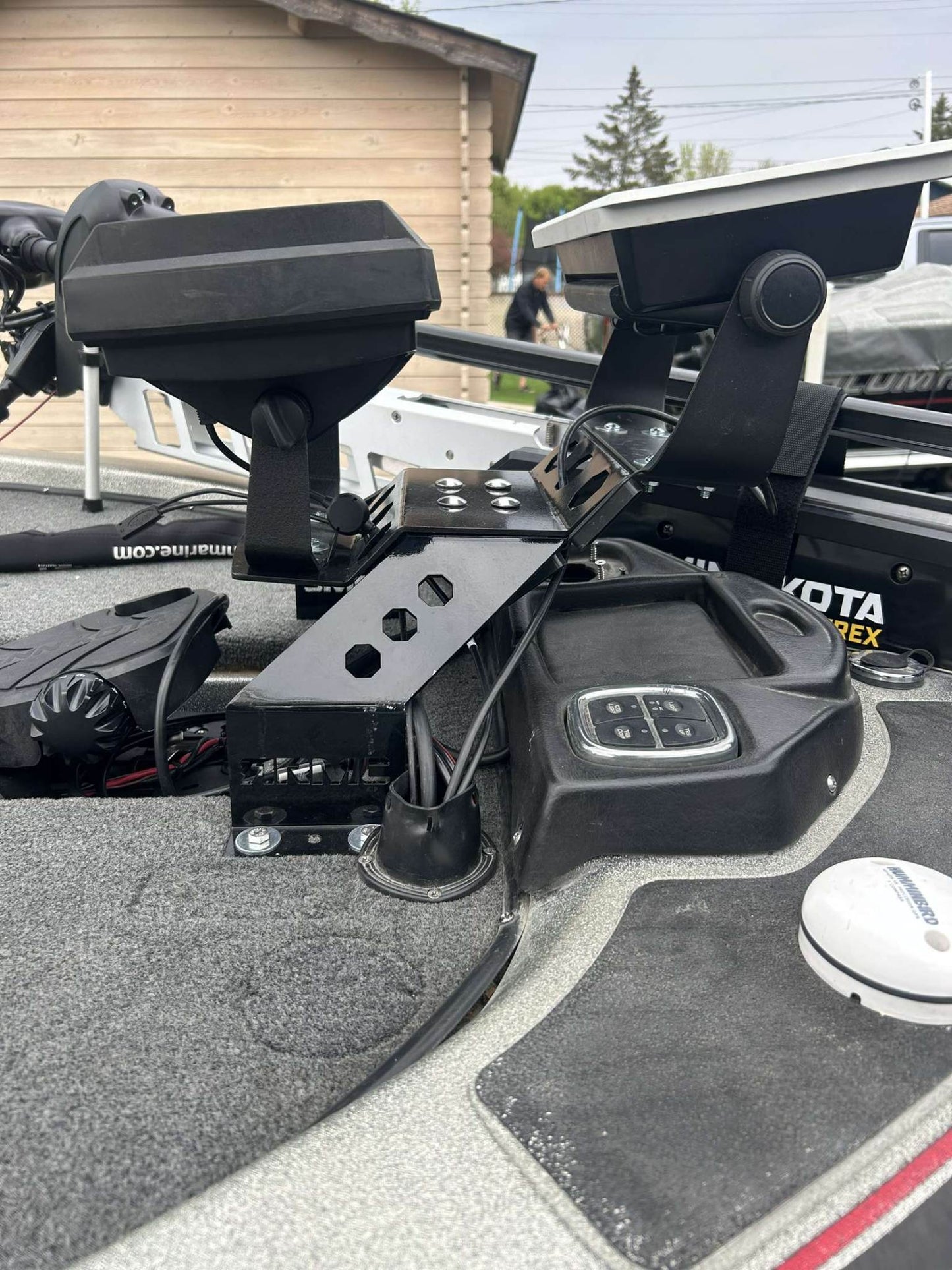 Dual Boat Graph Mount