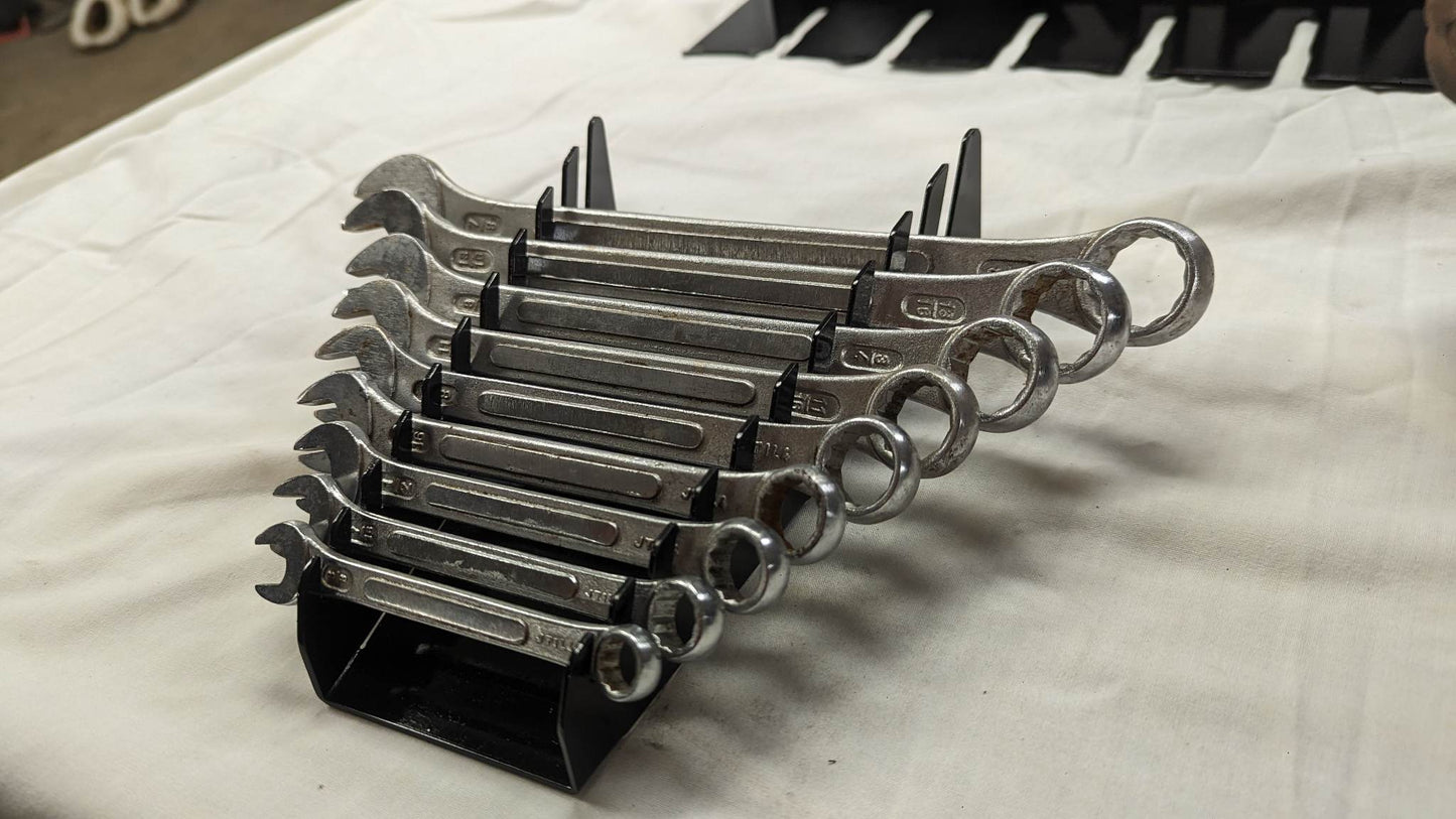 Wrench organizer for 10