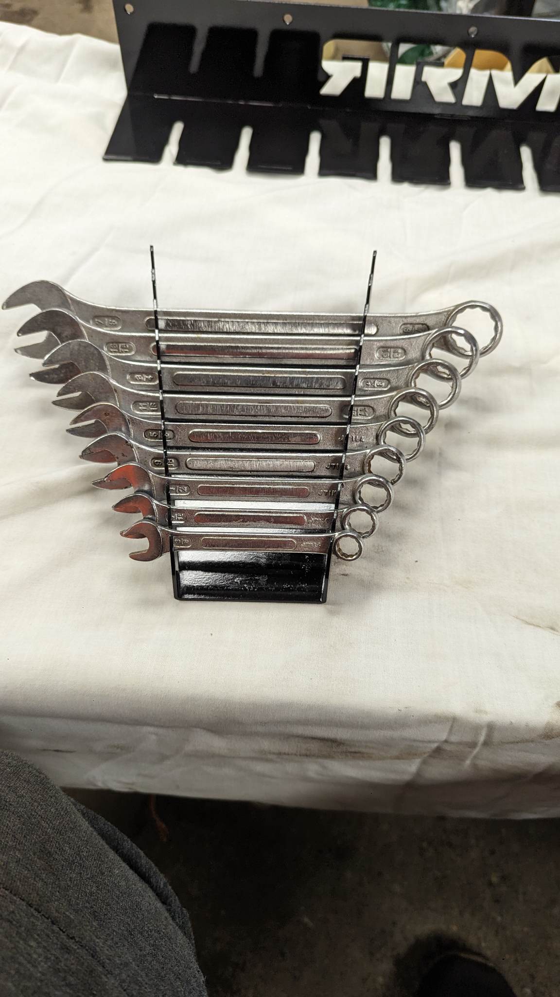 Wrench organizer for 10